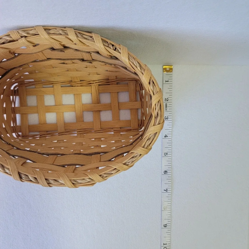 VTG 1992 Handwoven Basket Signed Artisan Farmhouse Decor Painted Scene Woven